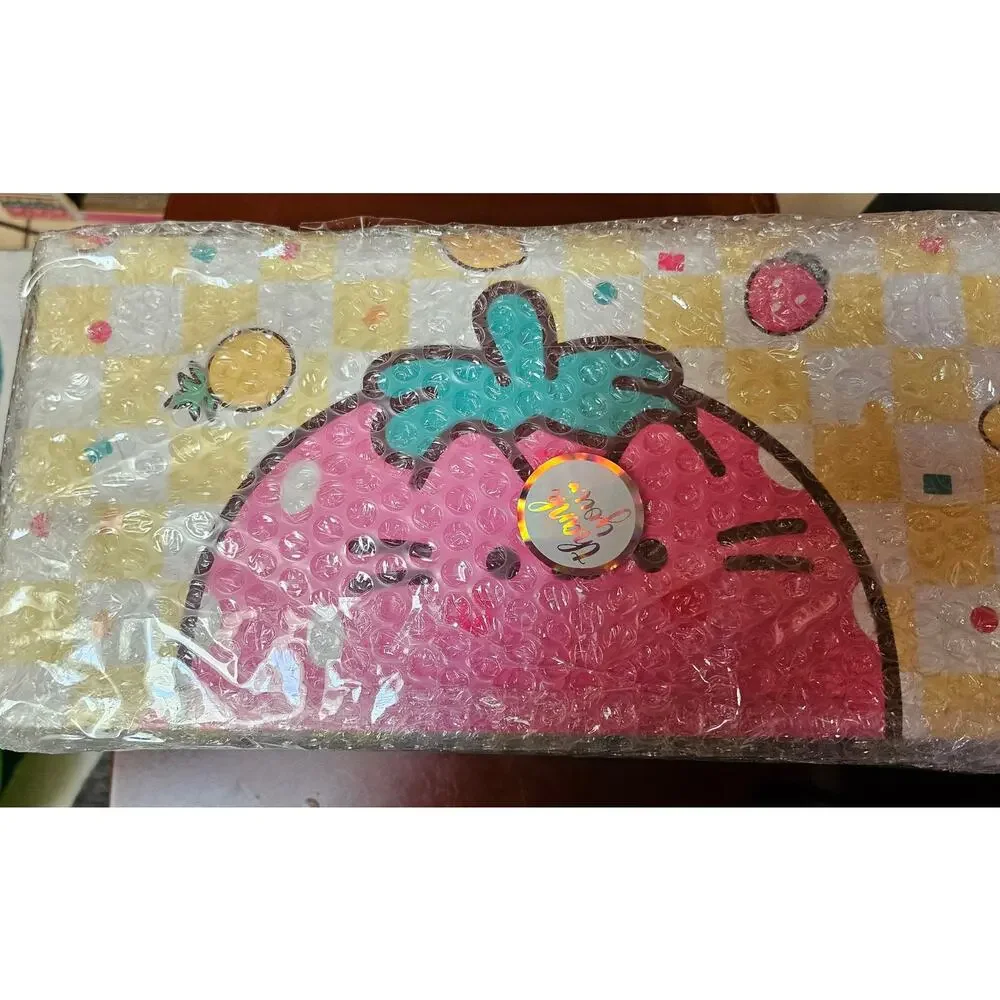 SEALED SUMMER 2024 FRESH PICKED Pusheen Box